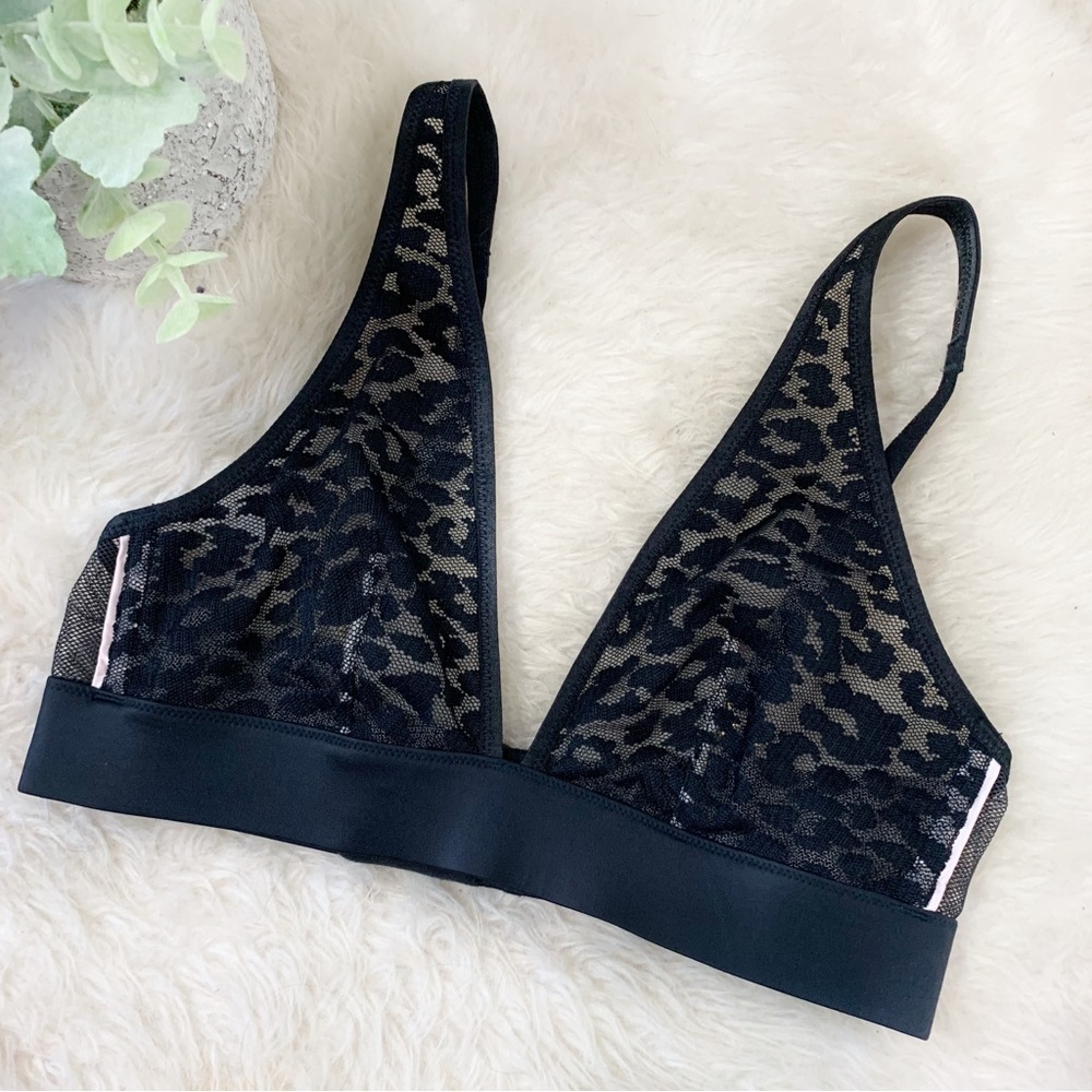 [Victoria's Secret] Women's Small Black Sheer Leopard Animal Print Triangle Bra